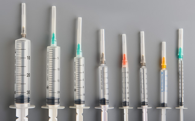 What are the packaging and shipping standards for prefilled syringes